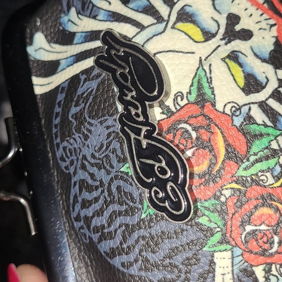 Ed Hardy Black Skull and Rose Clutch/Coin Purse - Picture 6 of 6